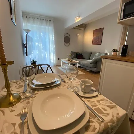 Apartments Fantasia Pula Exterior photo