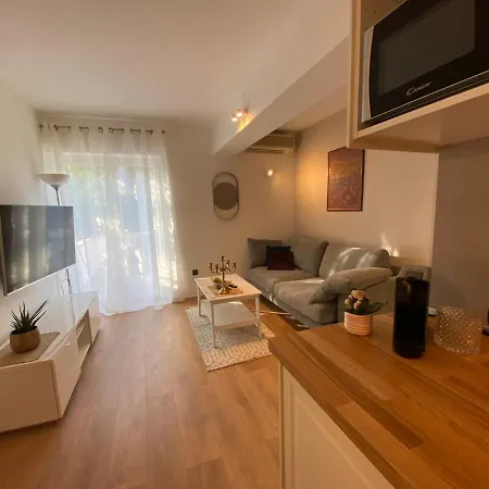 Apartments Fantasia Pula Exterior photo
